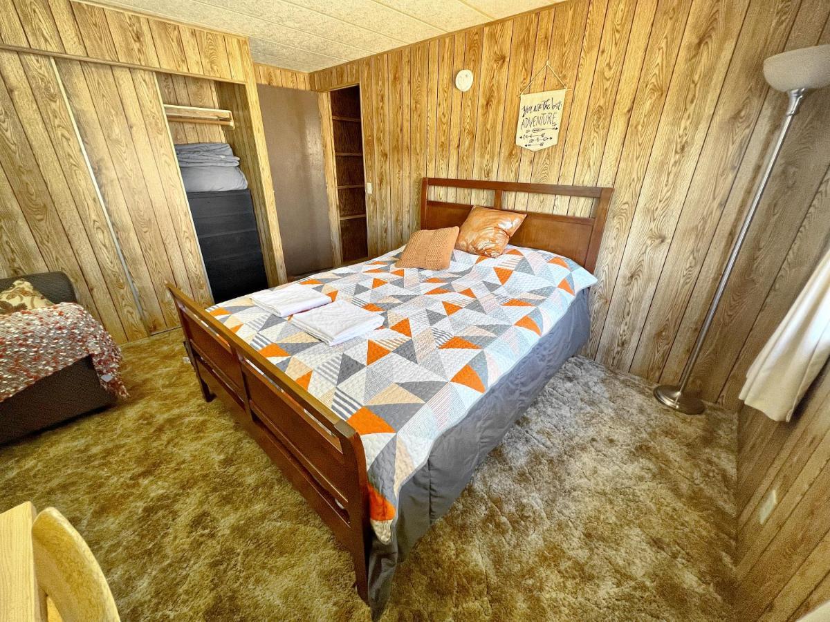 1 Bedroom Home Near Lassen Volcanic Park Paynes Creek Bagian luar foto